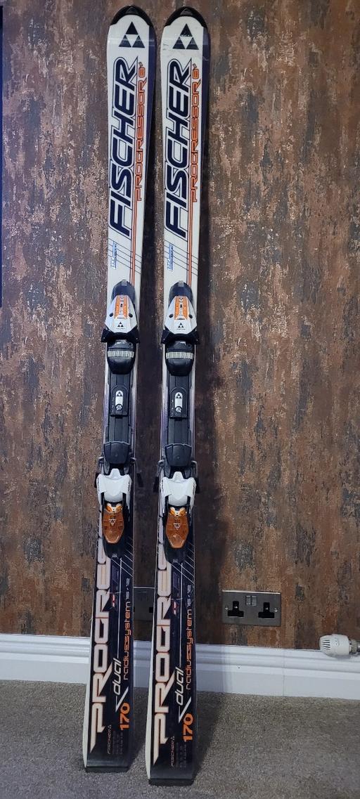 Buy & Sell Greater Manchester Wigan - Photos for 170mm Fischer skis