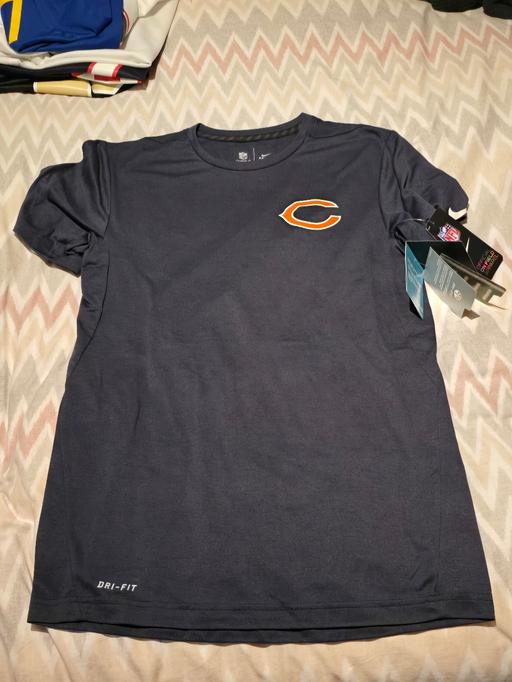 Buy & Sell Hull Bransholme - Hull - Photos for NFL Chicago bears tshirt dri fit small BNWT