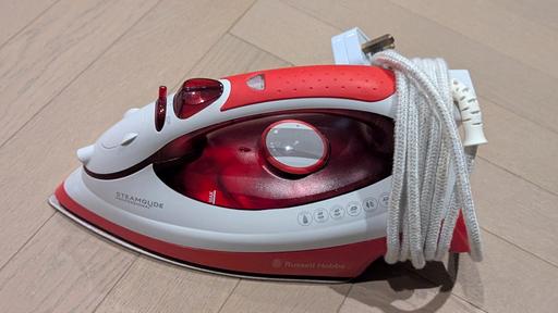 Buy & Sell South East London Elephant and Castle - South East London - Photos for Russell Hobbs Streamglide Prof Steam Iron