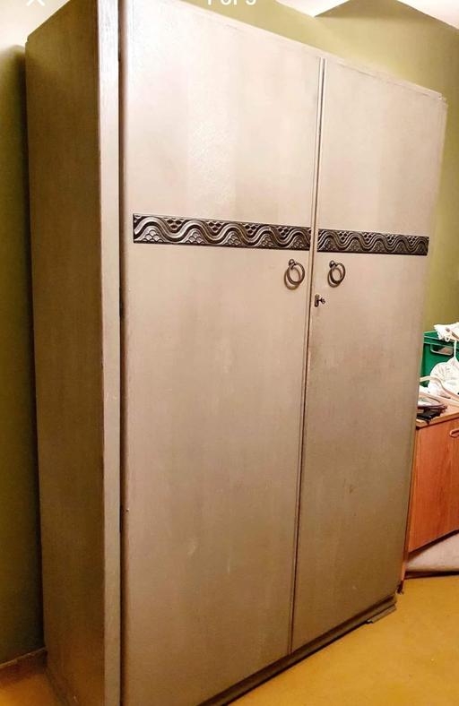 Buy & Sell Rutland Ryhall - Rutland - Photos for Retro Solid Wood wardrobe