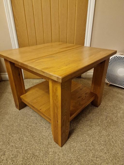 Buy & Sell Warwickshire North Warwickshire - Photos for Solid Oak Coffee/Lamp Table