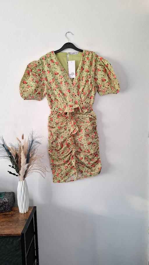 Buy & Sell Swansea - Wales Blaenymaes - Swansea - Photos for Vintage style floral print short sleeve dress