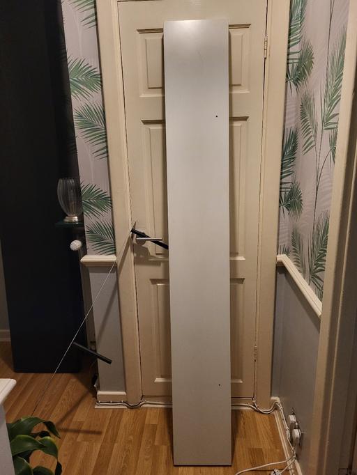 Buy & Sell North West London Somerstown - North West London - Photos for Ikea White Wood Floating Shelf