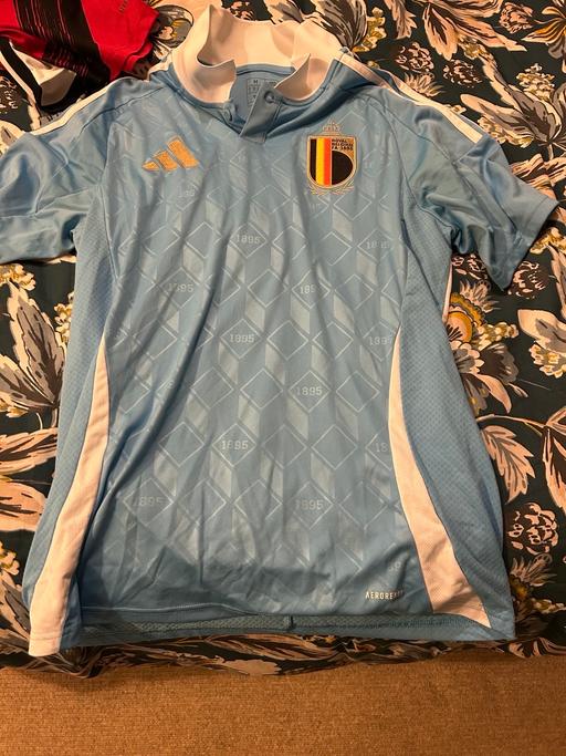 Buy & Sell Surrey Epsom and Ewell - Photos for Belgian FA national team shirt adidas M