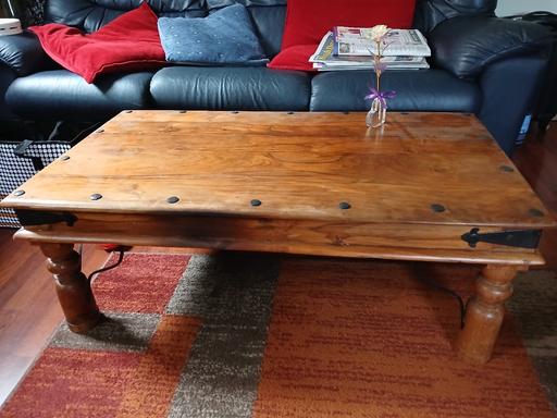 Buy & Sell Surrey Surrey Heath - Photos for Large solid coffee table