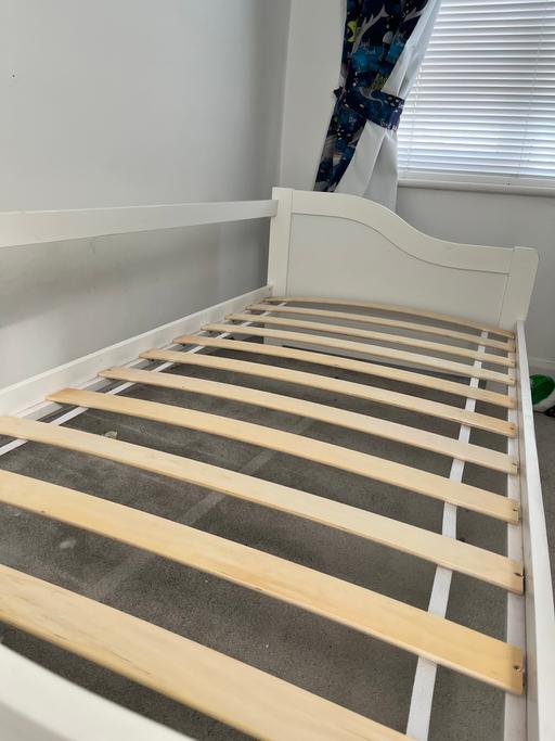 Buy & Sell West London Hillingdon - Photos for White kids bed