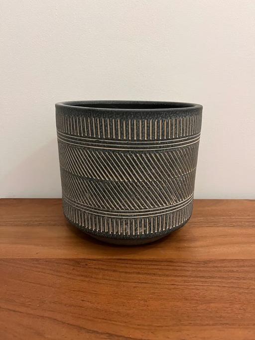 Buy & Sell East London All Saints - East London - Photos for Large Plant Pot