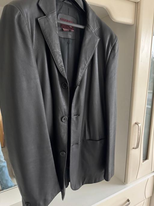 Buy & Sell South West London Richmond upon Thames - Photos for Men’s Black Leather Blazer by Zara