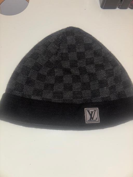 Buy & Sell North West London Brent Park - North West London - Photos for Louis Vuitton Hat & Scarf Set Old szn - Black