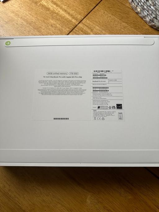 Buy & Sell South West London Raynes Park - South West London - Photos for MacBook Pro 14