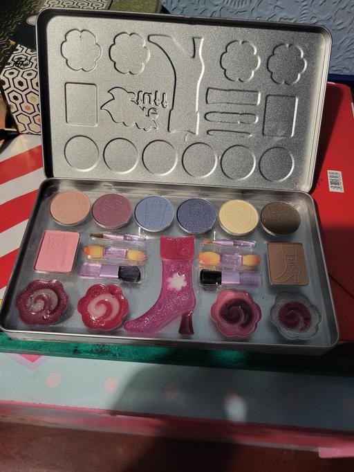 Buy & Sell South Yorkshire Barnsley - Photos for MAKE UP PALLETE