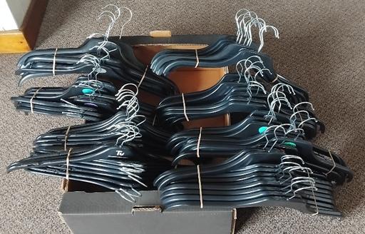 Buy & Sell Kent Maidstone - Photos for 80 Clothes Hangers