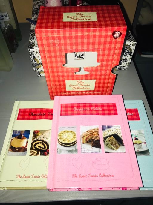 Buy & Sell West Midlands Dudley - Photos for Recipe books bundle collection