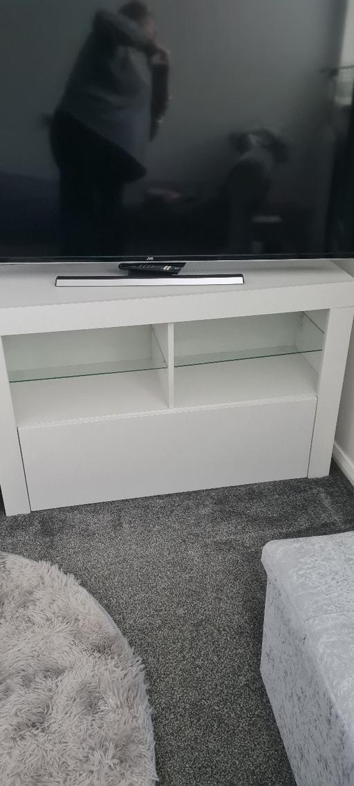 Buy & Sell County Durham Shildon - DL4 - Photos for TV CABINET WITH SHELVES AND STORAGE