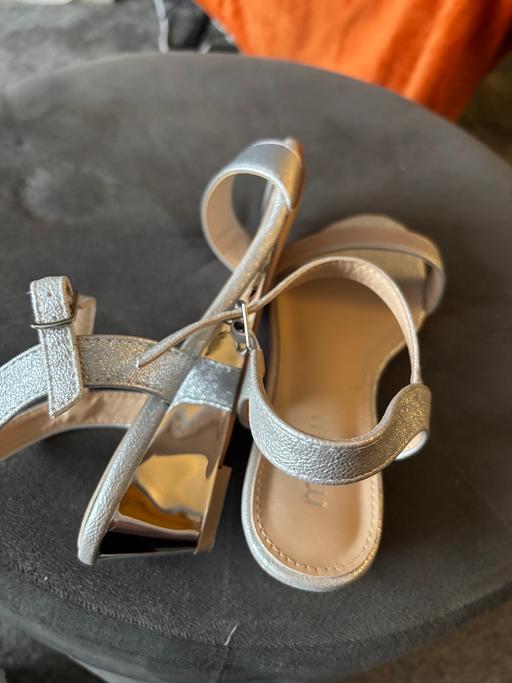 Buy & Sell Barking and Dagenham Dagenham - RM8 - Photos for Women’s sandals