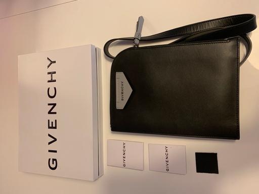 Buy & Sell South East London Rotherhithe - South East London - Photos for Givenchy Messenger Bag