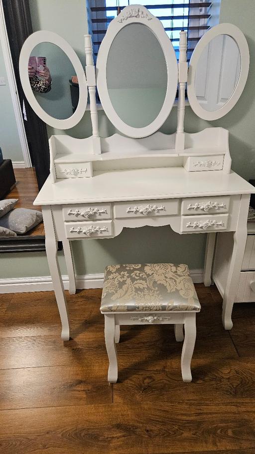 Buy & Sell Greater Manchester Bury - Photos for Dressing table