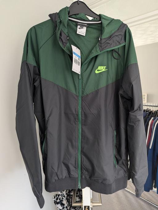 Buy & Sell West Midlands Dudley - Photos for Mens Nike Windbreaker Jacket