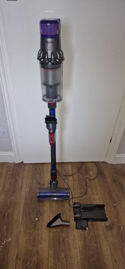 Buy & Sell South Yorkshire Rotherham - Photos for Dyson V11 cordless vacuum cleaner SV15