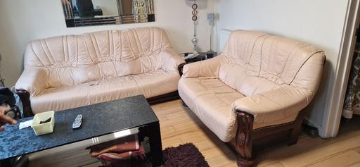 Buy & Sell West Midlands Sandwell - Photos for cream 2 and 3 seater leather sofas