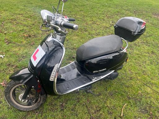 Vehicles Greater Manchester Salford - Photos for Wangye Eivisso Wt125