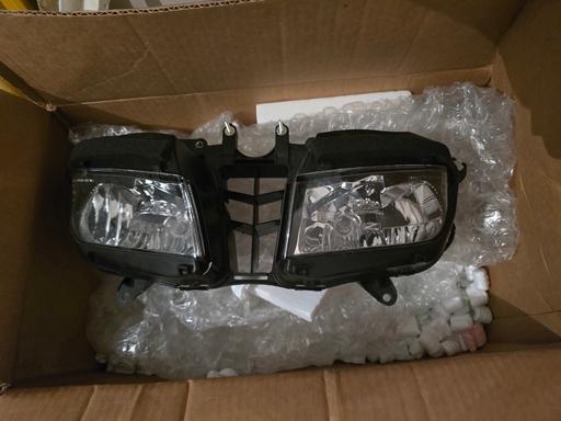 Vehicles South West London Sutton - Photos for Honda CBR600 2012 Stock head lights