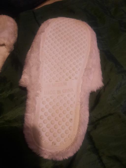 Buy & Sell South East London Nunhead - South East London - Photos for slippers