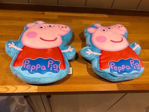 Buy & Sell Hertfordshire Broxbourne - Photos for PEPPA PIG CUSHION