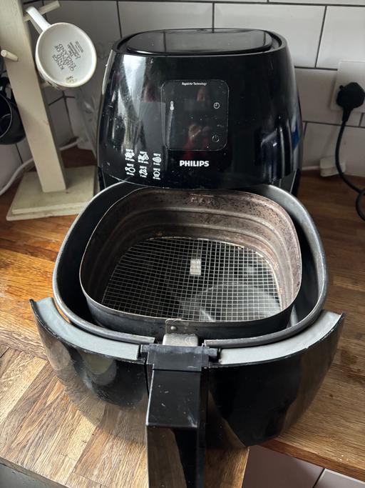 Buy & Sell South West London Sutton - Photos for Philips air fryer in working condition