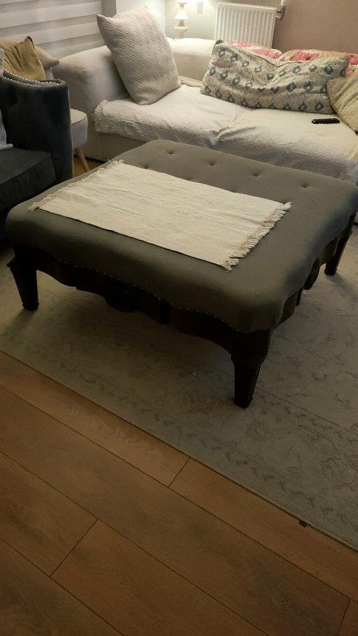 Buy & Sell East London Silvertown - East London - Photos for large ottoman