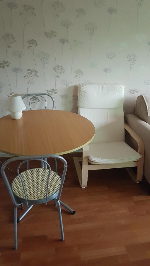 Buy & Sell West Midlands Birmingham - Photos for coffee table and 2 chairs