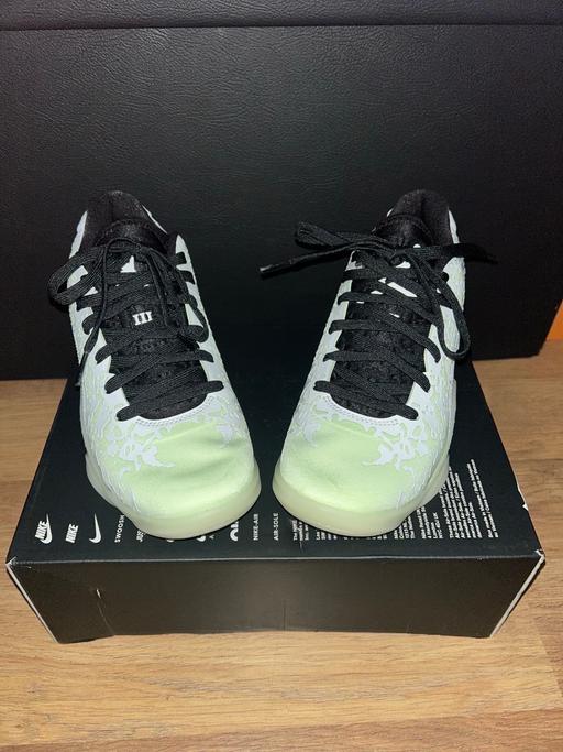 Buy & Sell East London Havering - Photos for Nike trainers