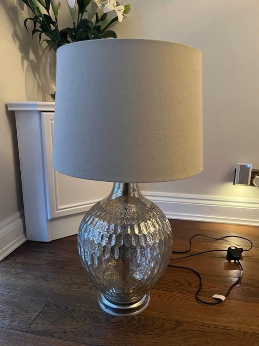 Buy & Sell Hertfordshire Dacorum - Photos for Lamp with shade