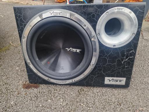 Vehicles West Midlands Birmingham - Photos for 10 INCH VIBE CBR SUB WITH BUILT IN AMP - 1200