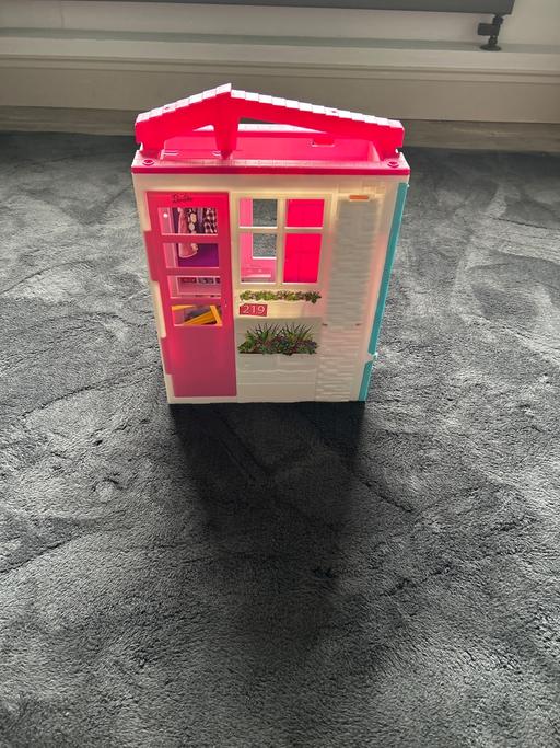 Buy & Sell Barking and Dagenham Dagenham - RM9 - Photos for Barbie house