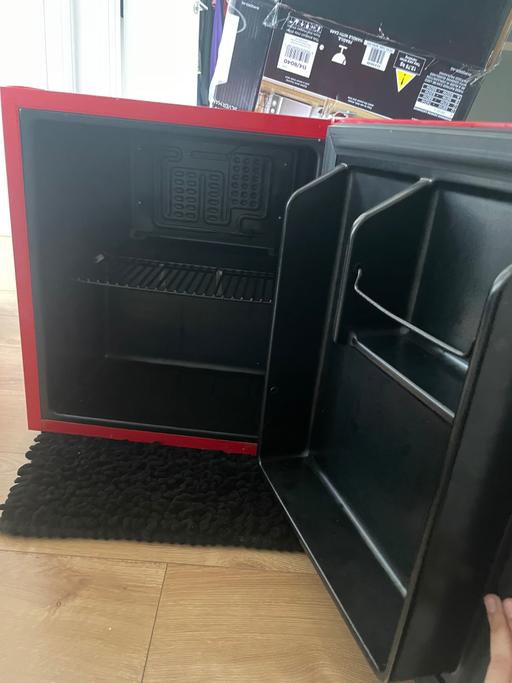 Buy & Sell East London South Woodford - East London - Photos for Mini fridge