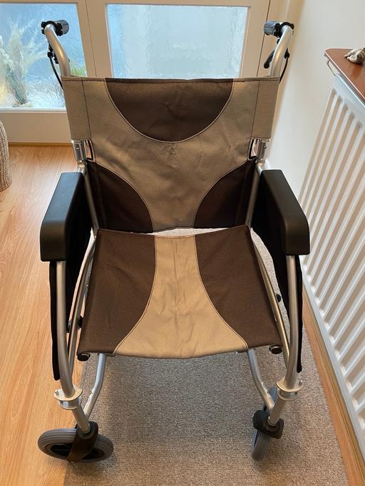 Buy & Sell Cumberland Keswick - Cumberland - Photos for Lightweight wheelchair