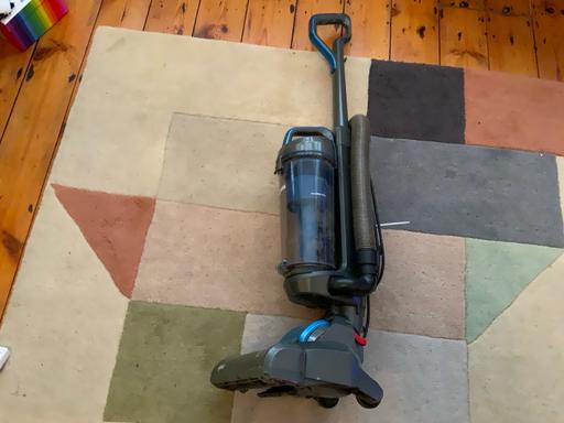 Buy & Sell South Lanarkshire East Kilbride - G75 - Photos for BREEZE EVO UPRIGHT HOOVER