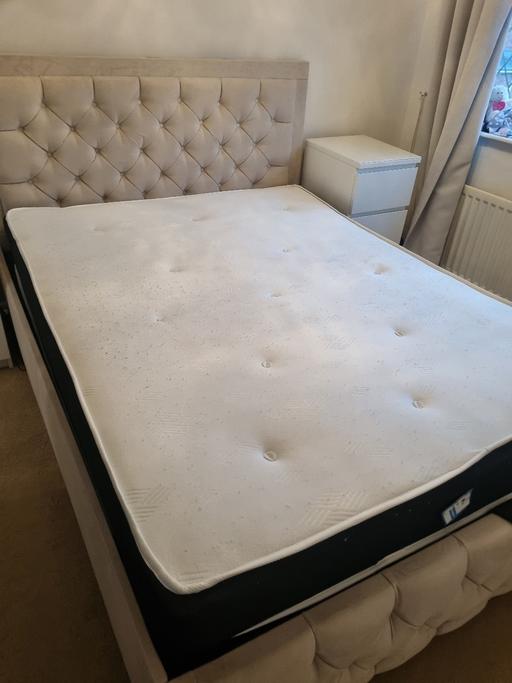 Buy & Sell Staffordshire Cannock Chase - Photos for King size bed and mattress