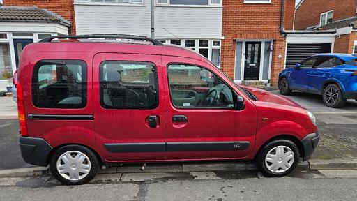 Vehicles Merseyside Saint Helens - Photos for renault kangoo