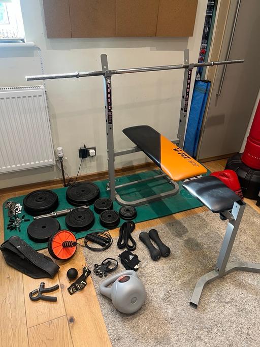 Buy & Sell South East London Croydon - Photos for Bench press with weights (DESCRIPTION)