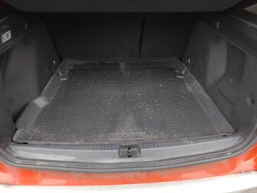 Vehicles Merseyside Knowsley - Photos for dacia duster rubber boot liner