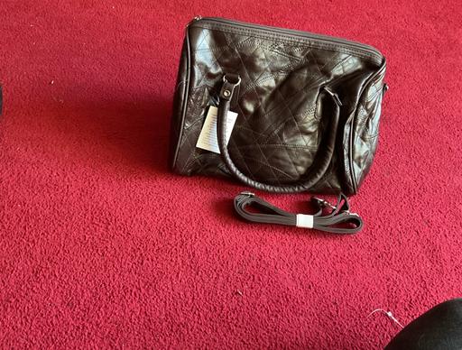 Buy & Sell Essex Basildon - Photos for Brown handbag