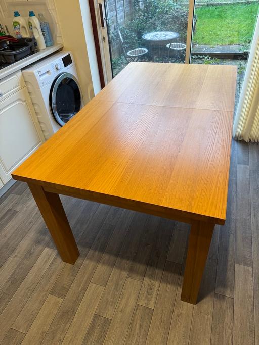 Buy & Sell West Midlands Dudley - Photos for Solid Oak Extending Dining Table Seats 6 - 8