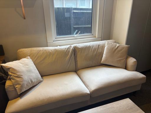 Buy & Sell Surrey Surrey Heath - Photos for Nearly new 3 seater sofa, Cream