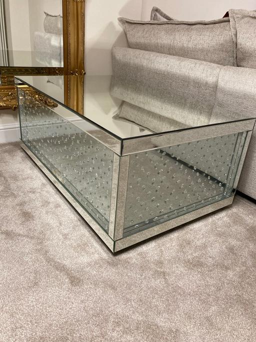 Buy & Sell Essex Basildon - Photos for Mirror and Floating Crystal Coffee Table