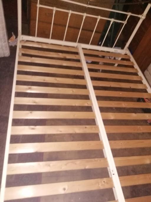 Buy & Sell West London Hounslow - Photos for metal double bed frame