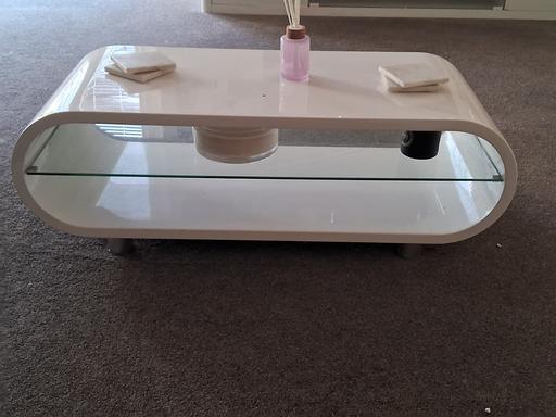 Buy & Sell West Midlands Dudley - Photos for TV Stand and table