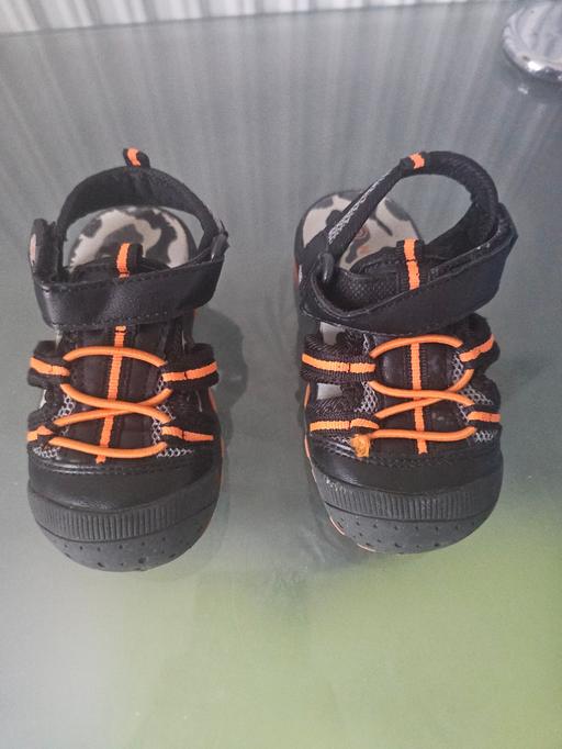 Buy & Sell Greater Manchester Oldham - Photos for Kids Black/Orange Sandals