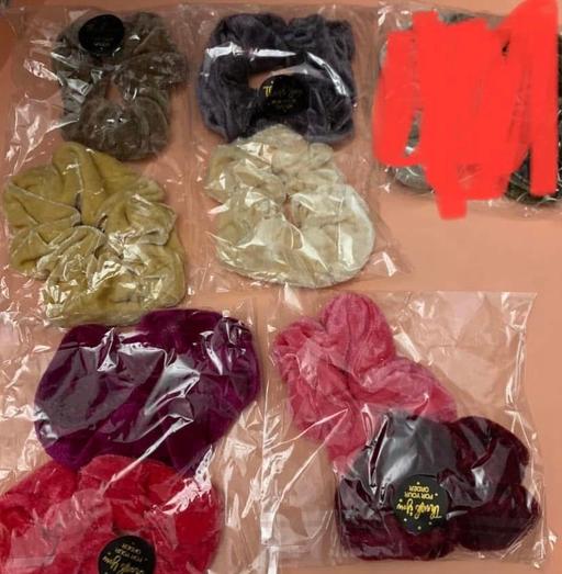 Buy & Sell Greater Manchester Bolton - Photos for Velvet scrunchies